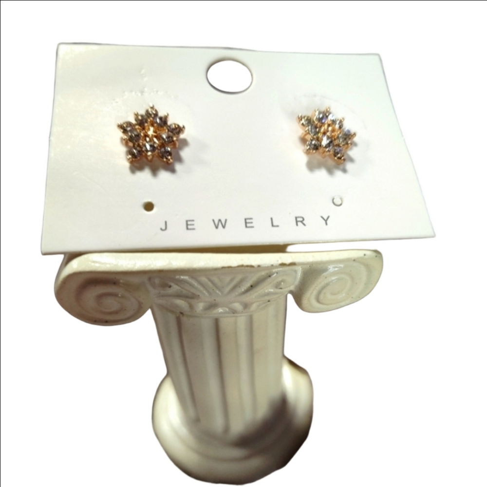 Rhinestone Celestial Star Rose Gold Earrings NWT